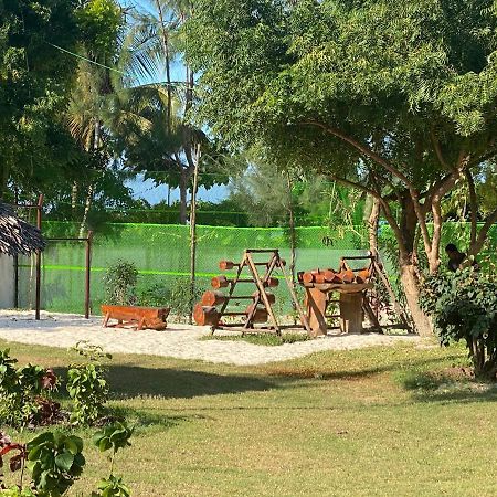 Palumboreef Beach Resort Uroa Esterno foto