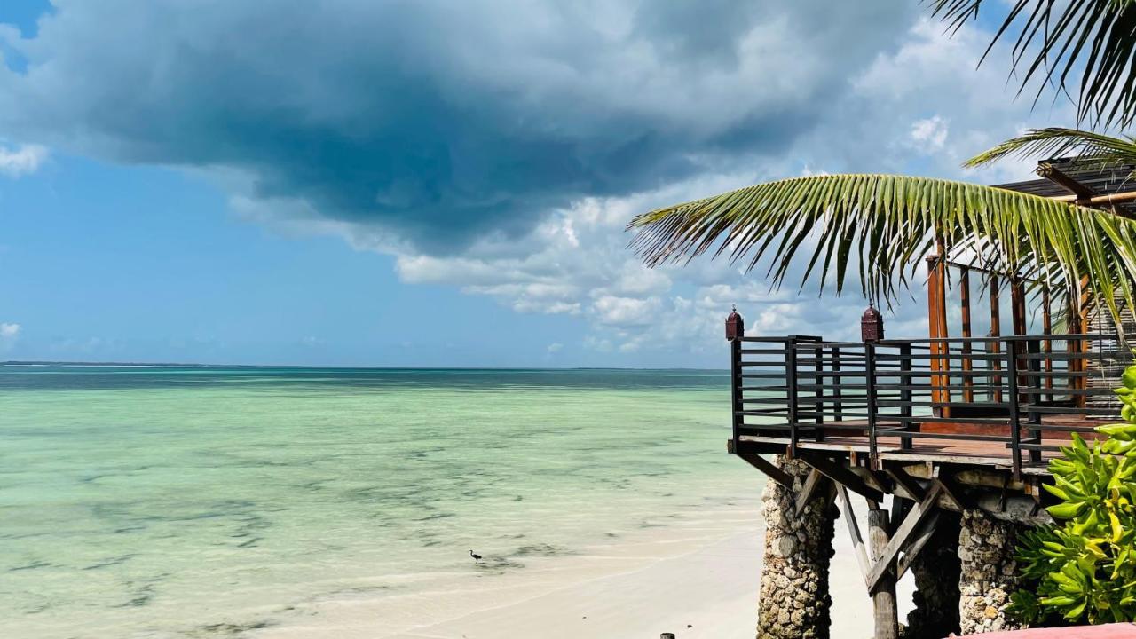 Palumboreef Beach Resort Uroa Esterno foto