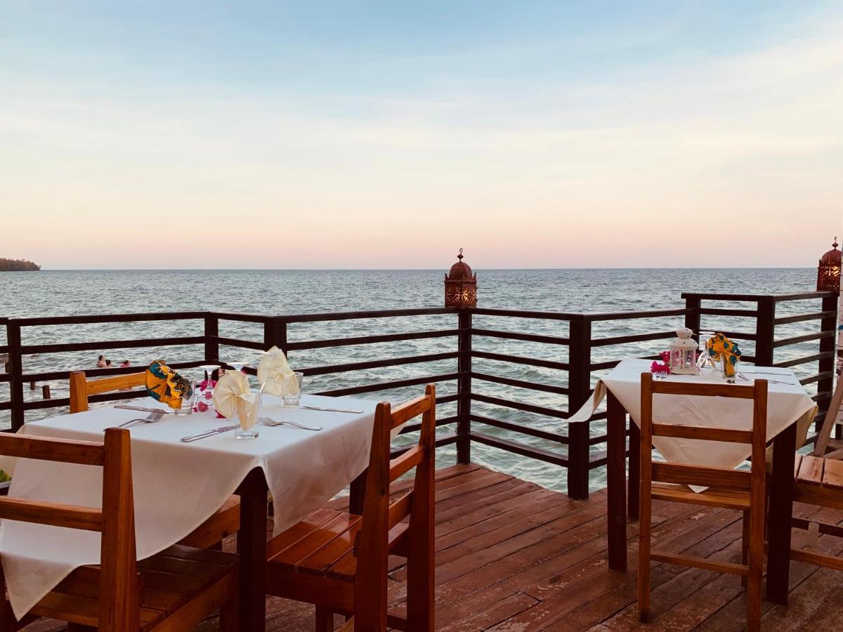Palumboreef Beach Resort Uroa Esterno foto