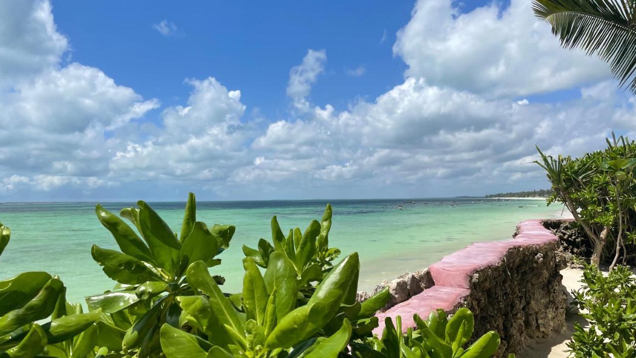 Palumboreef Beach Resort Uroa Esterno foto