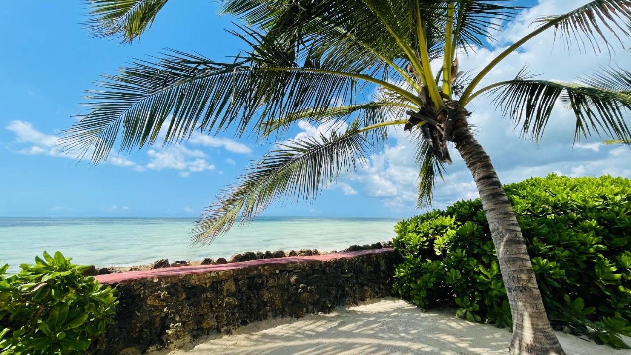 Palumboreef Beach Resort Uroa Esterno foto