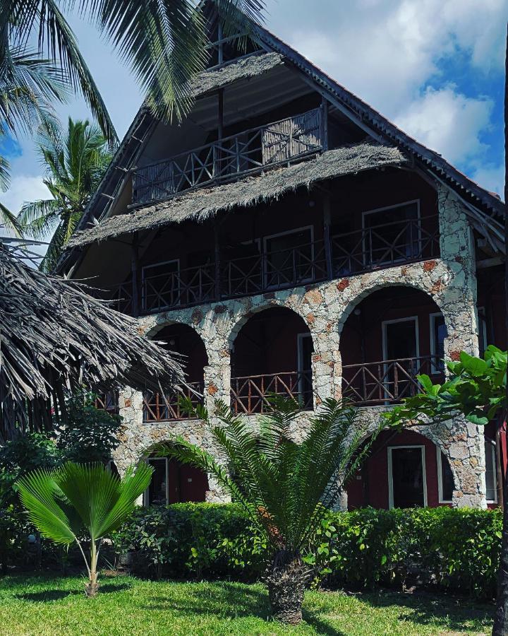 Palumboreef Beach Resort Uroa Esterno foto