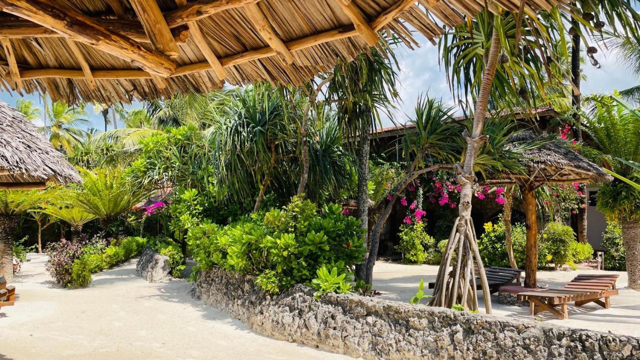 Palumboreef Beach Resort Uroa Esterno foto