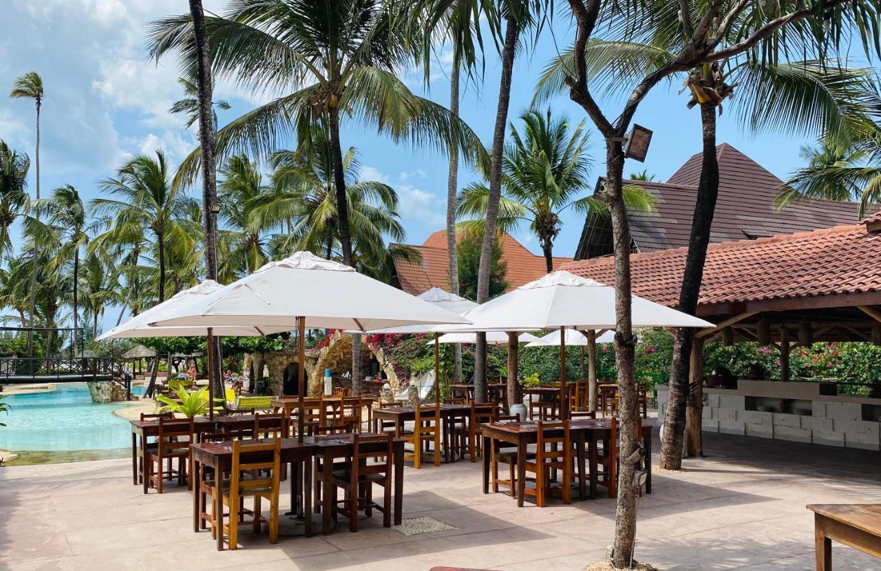 Palumboreef Beach Resort Uroa Esterno foto