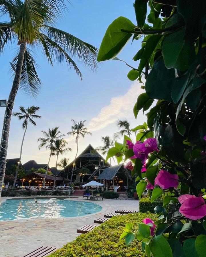 Palumboreef Beach Resort Uroa Esterno foto